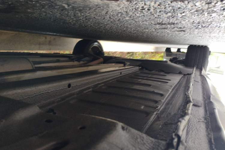 Used Citroen C4L 2014 1.6THP Intelligent Drive Automatic Dynamic Model Chassis Front Right