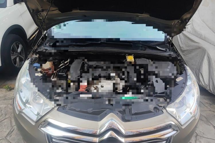 Used Citroen C4L 2014 1.6THP Intelligent Drive Automatic Dynamic Model Engine Bay