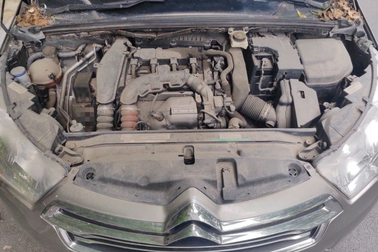 Used Citroen C4L 2014 1.6THP Intelligent Drive Automatic Dynamic Model Engine Bay