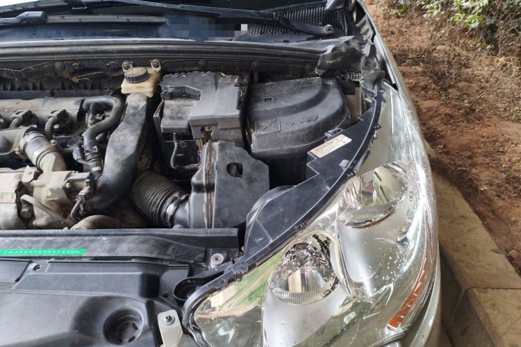 Used Citroen C4L 2014 1.6THP Intelligent Drive Automatic Dynamic Model Engine Bay Left