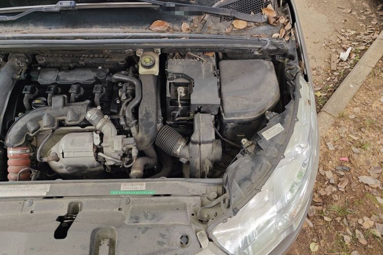 Used Citroen C4L 2014 1.6THP Intelligent Drive Automatic Dynamic Model Engine Bay Left