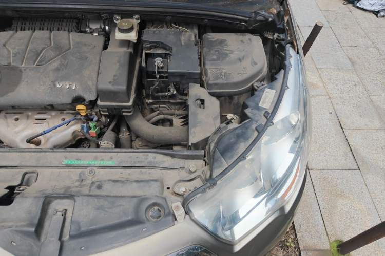Used Citroen C4L 2014 1.8L Intelligent Drive Automatic Dynamic Model Engine Bay Left