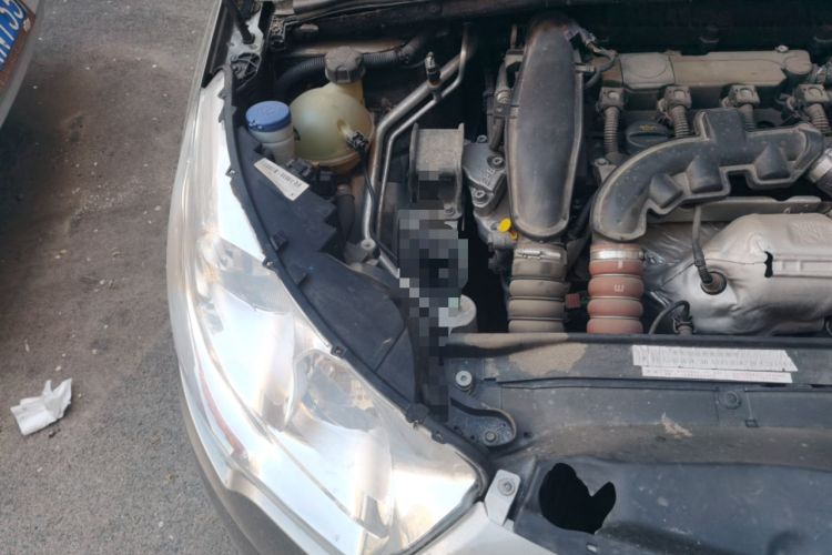 Used Citroen C4L 2014 1.6THP Intelligent Drive Automatic Dynamic Model Engine Bay Right
