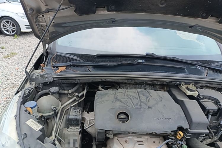 Used Citroen C4L 2014 1.8L Intelligent Drive Manual Version – Dynamic Edition Engine Bay Right