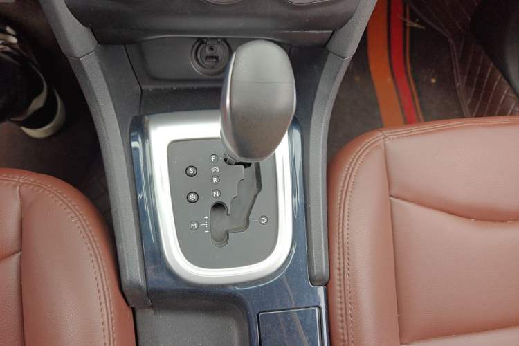 Used Citroen C4L 2014 1.8L Intelligent Drive Automatic Enjoyment Model Gear Lever