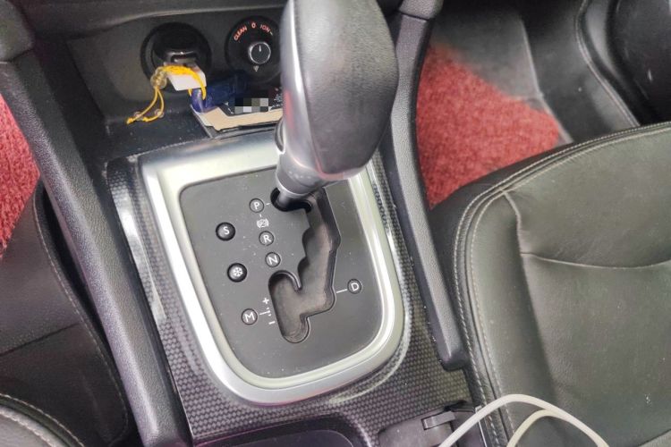 Used Citroen C4L 2014 1.6THP Intelligent Drive Automatic Dynamic Model Gear Lever