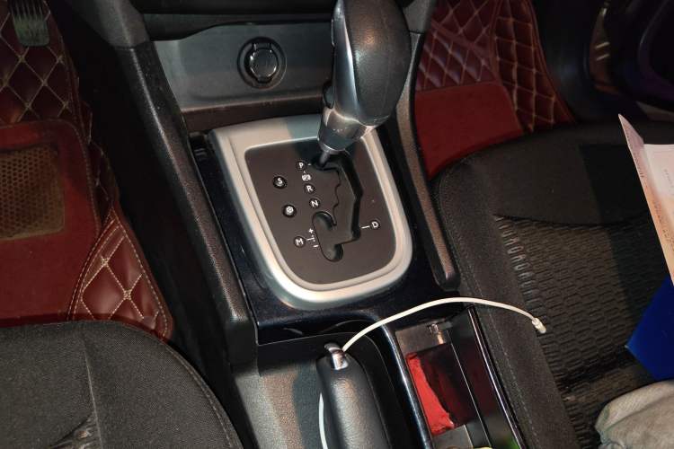 Used Citroen C4L 2014 1.8L Intelligent Drive Automatic Enjoyment Model Gear Lever