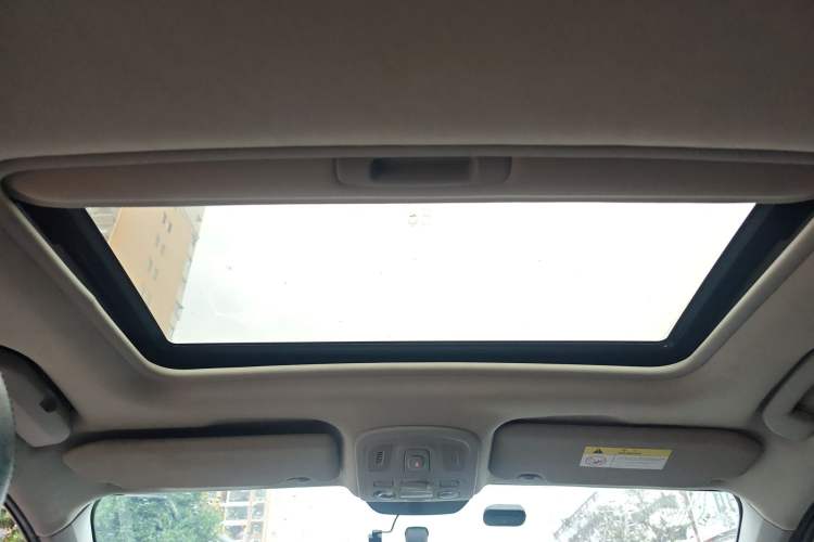 Used Citroen C4L 2014 1.8L Intelligent Drive Automatic Dynamic Model Headliner