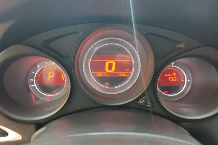 Used Citroen C4L 2014 1.8L Intelligent Drive Automatic Enjoyment Model Instrument Cluster