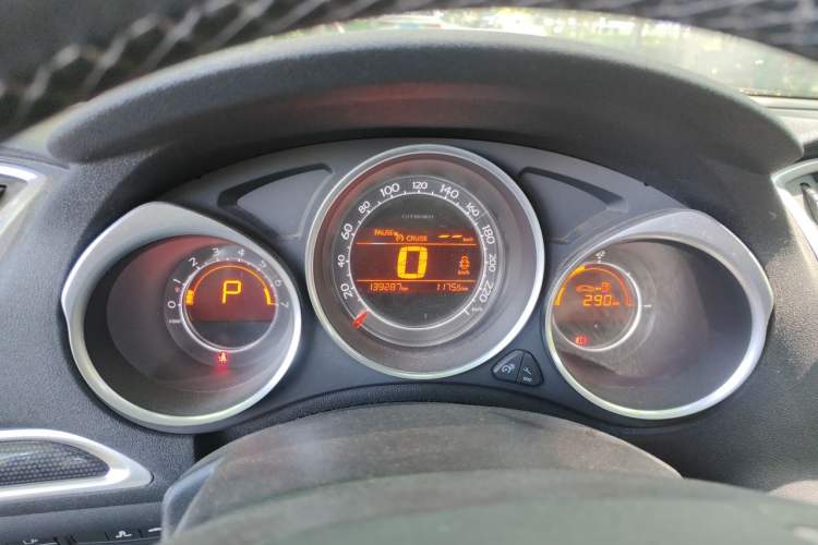 Used Citroen C4L 2014 1.8L Intelligent Drive Automatic Dynamic Model Instrument Cluster