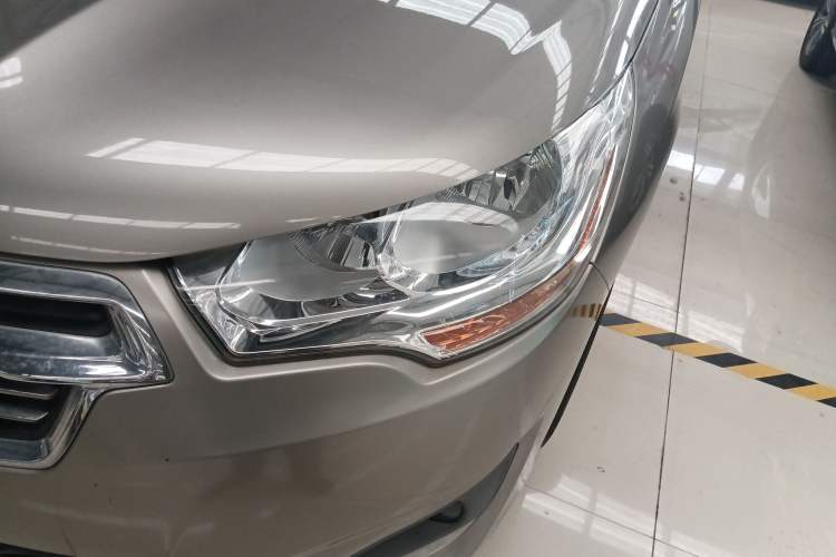 Used Citroen C4L 2014 1.8L Intelligent Drive Manual Version – Dynamic Edition Left Front Headlight