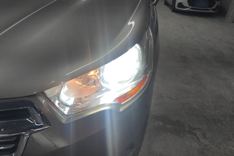 Used Citroen C4L 2014 1.8L Intelligent Drive Automatic Dynamic Model Left Front Headlight
