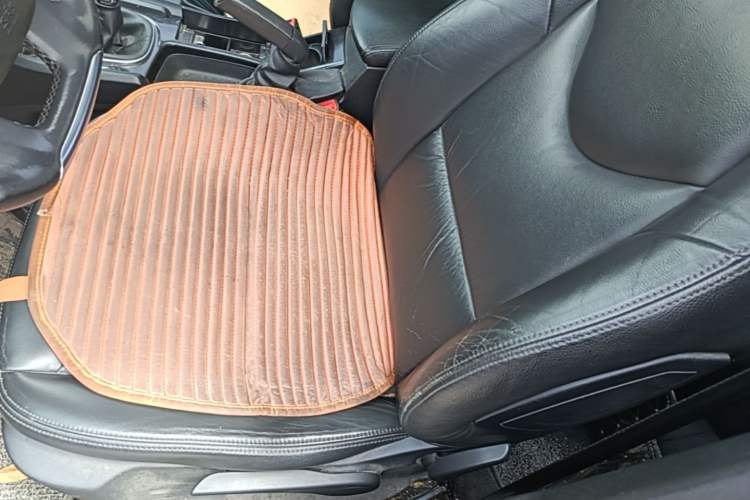 Used Citroen C4L 2014 1.8L Intelligent Drive Manual Version – Dynamic Edition Left Front Seat