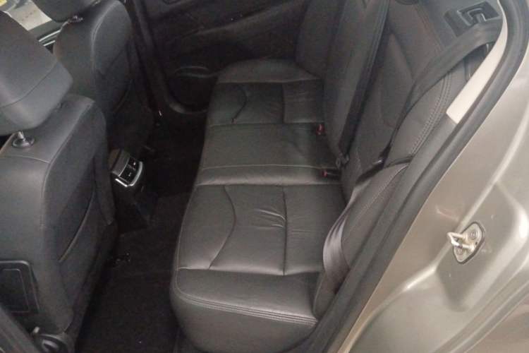 Used Citroen C4L 2014 1.8L Intelligent Drive Manual Version – Dynamic Edition Left Rear Seat