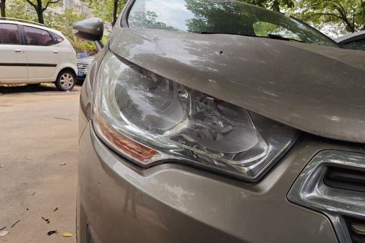Used Citroen C4L 2014 1.6THP Intelligent Drive Automatic Dynamic Model Right Front Headlight