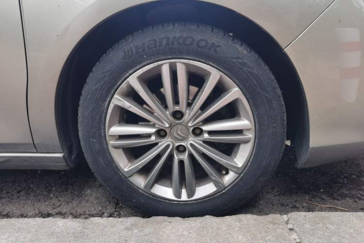 Used Citroen C4L 2014 1.8L Intelligent Drive Automatic Enjoyment Model Right Front Wheel Hub