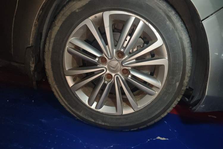 Used Citroen C4L 2014 1.8L Intelligent Drive Automatic Enjoyment Model Right Front Wheel Hub