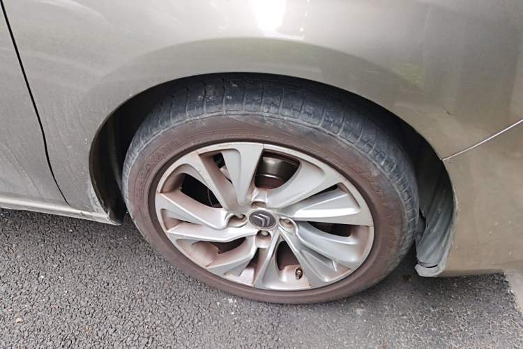 Used Citroen C4L 2014 1.6THP Intelligent Drive Automatic Dynamic Model Right Front Wheel Hub