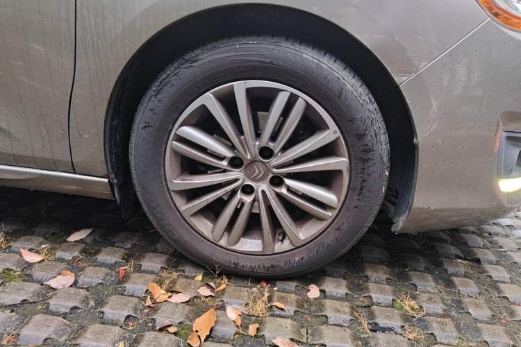 Used Citroen C4L 2014 1.8L Intelligent Drive Automatic Enjoyment Model Right Front Wheel Hub