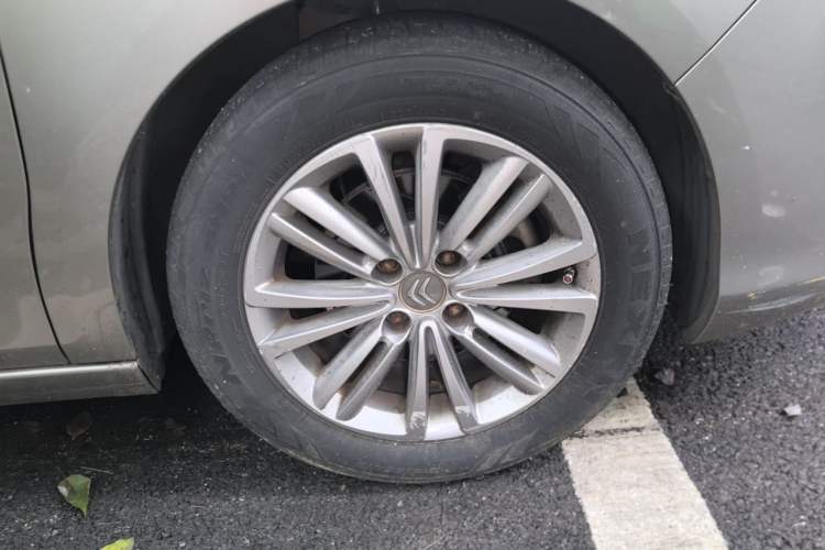 Used Citroen C4L 2014 1.8L Intelligent Drive Automatic Enjoyment Model Right Front Wheel Hub