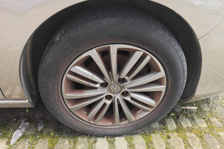 Used Citroen C4L 2014 1.8L Intelligent Drive Automatic Dynamic Model Right Front Wheel Hub