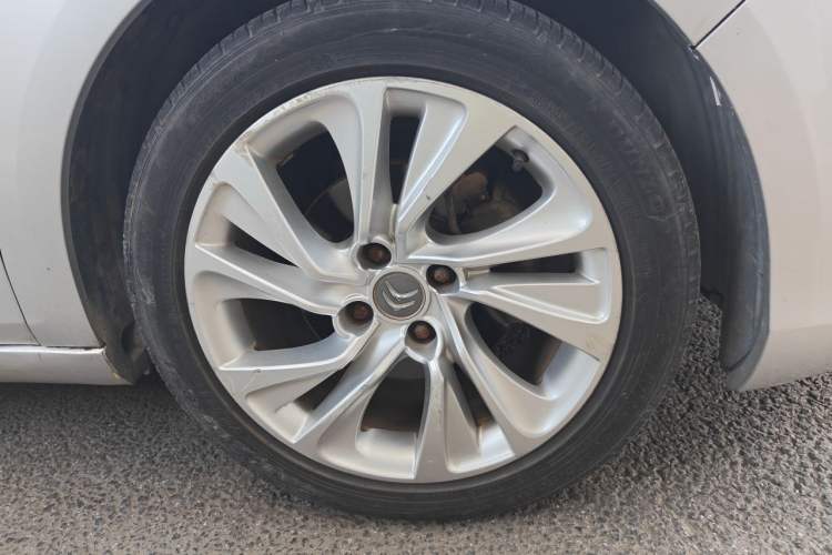 Used Citroen C4L 2014 1.6THP Intelligent Drive Automatic Dynamic Model Right Front Wheel Hub