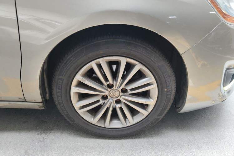 Used Citroen C4L 2014 1.8L Intelligent Drive Automatic Enjoyment Model Right Front Wheel Hub