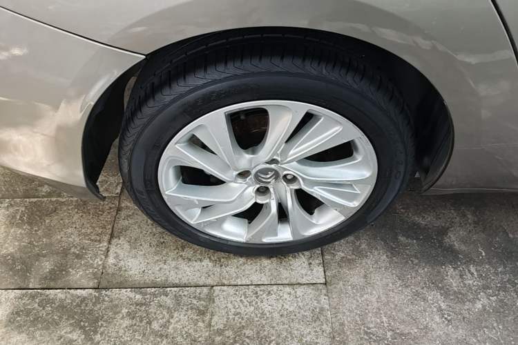 Used Citroen C4L 2014 1.6THP Intelligent Drive Automatic Dynamic Model Right Rear Wheel Hub
