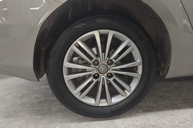 Used Citroen C4L 2014 1.8L Intelligent Drive Automatic Dynamic Model Right Rear Wheel Hub