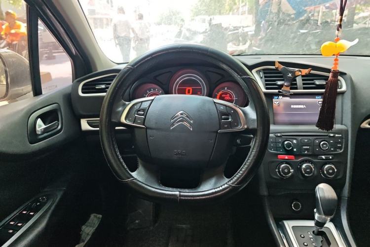 Used Citroen C4L 2014 1.8L Intelligent Drive Automatic Enjoyment Model Steering Wheel