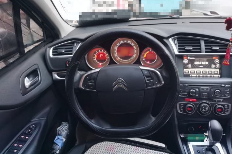 Used Citroen C4L 2014 1.6THP Intelligent Drive Automatic Dynamic Model Steering Wheel