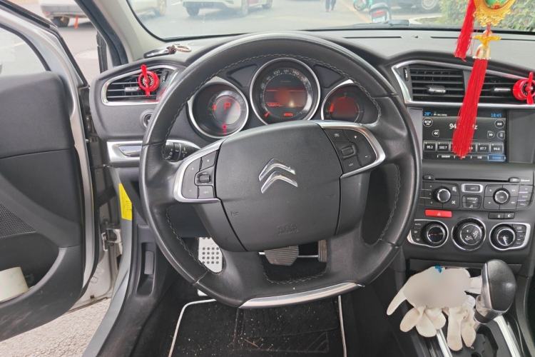 Used Citroen C4L 2014 1.6THP Intelligent Drive Automatic Dynamic Model Steering Wheel
