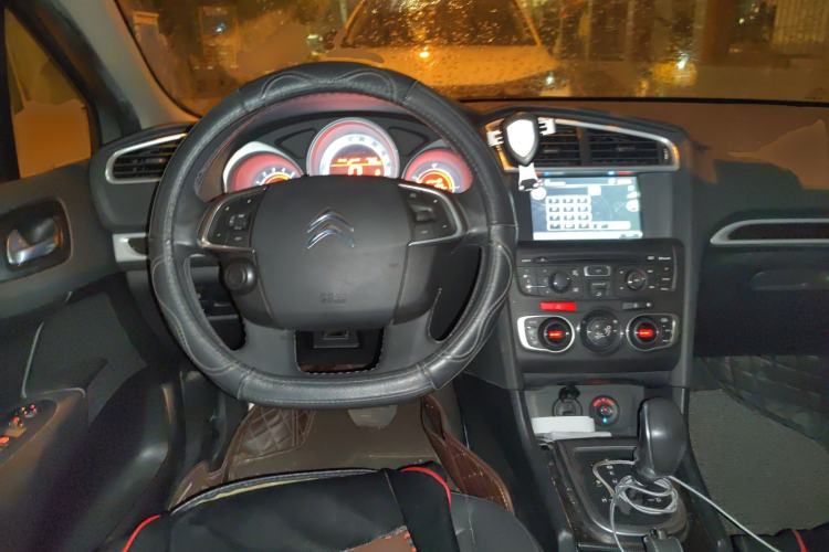 Used Citroen C4L 2014 1.6THP Intelligent Drive Automatic Dynamic Model Steering Wheel