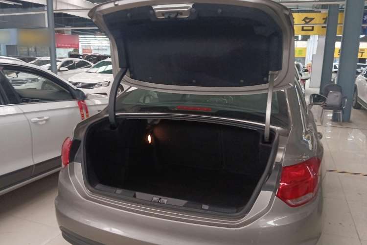 Used Citroen C4L 2014 1.8L Intelligent Drive Manual Version – Dynamic Edition Trunk