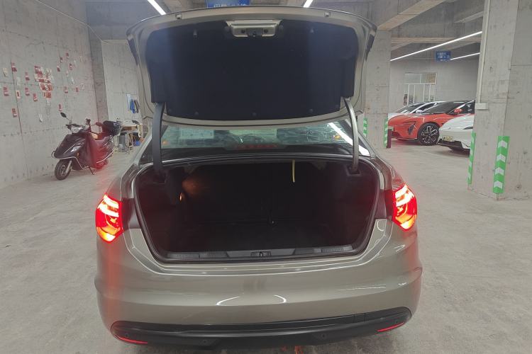 Used Citroen C4L 2014 1.8L Intelligent Drive Automatic Dynamic Model Trunk