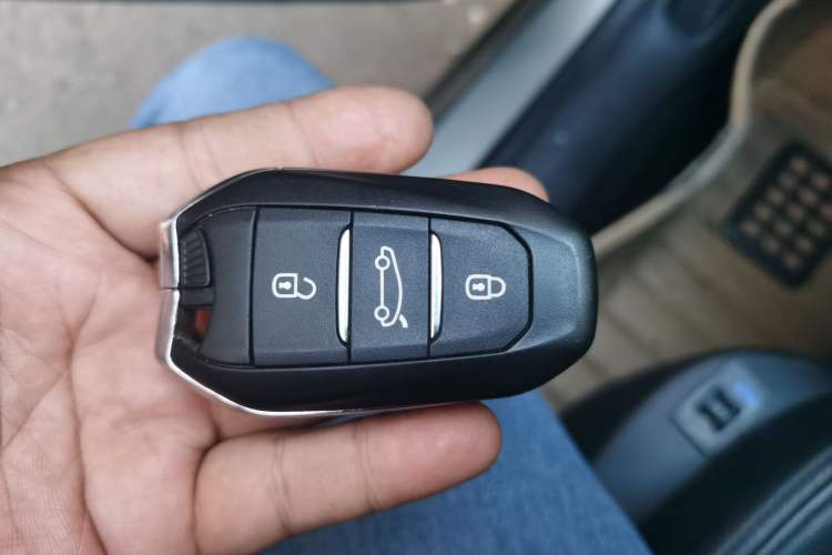 Used Citroen C4L 2014 1.6THP Intelligent Drive Automatic Dynamic Model Vehicle Key