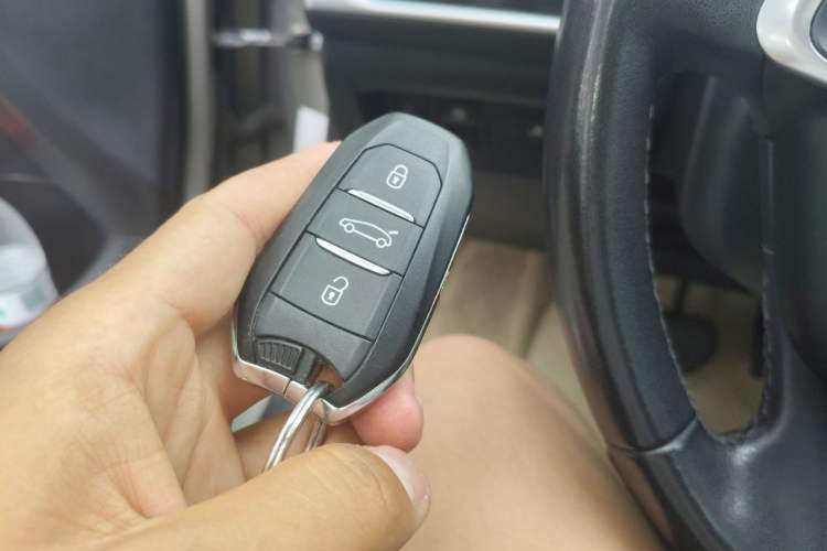 Used Citroen C4L 2014 1.8L Intelligent Drive Automatic Dynamic Model Vehicle Key