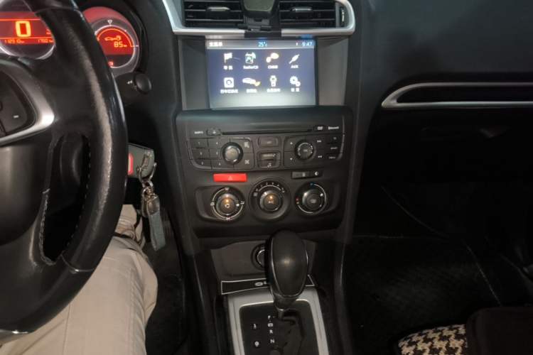 Used Citroen C4L 2014 1.8L Intelligent Drive Automatic Enjoyment Model Audio And AC Panel