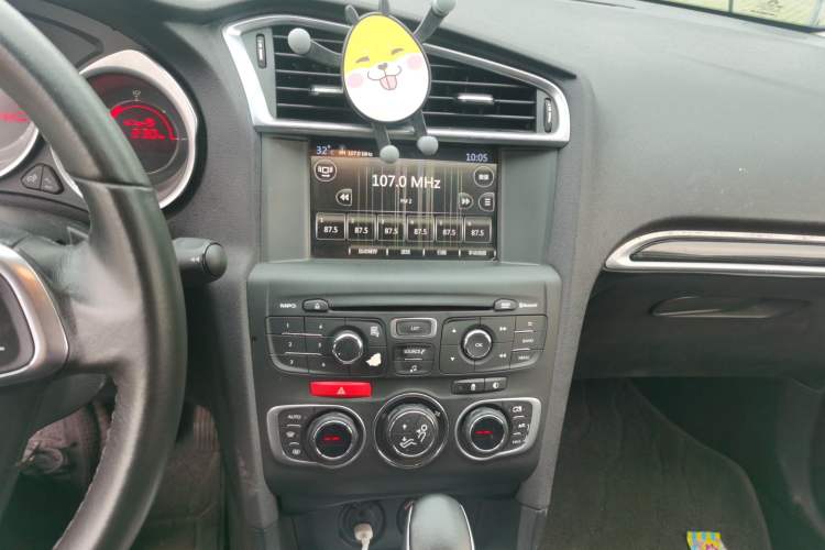 Used Citroen C4L 2014 1.6THP Intelligent Drive Automatic Dynamic Model Audio And AC Panel