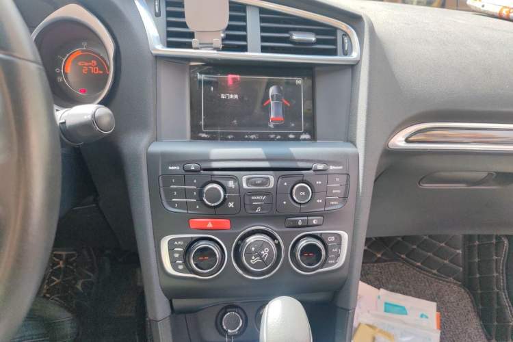 Used Citroen C4L 2014 1.6THP Intelligent Drive Automatic Dynamic Model Audio And AC Panel