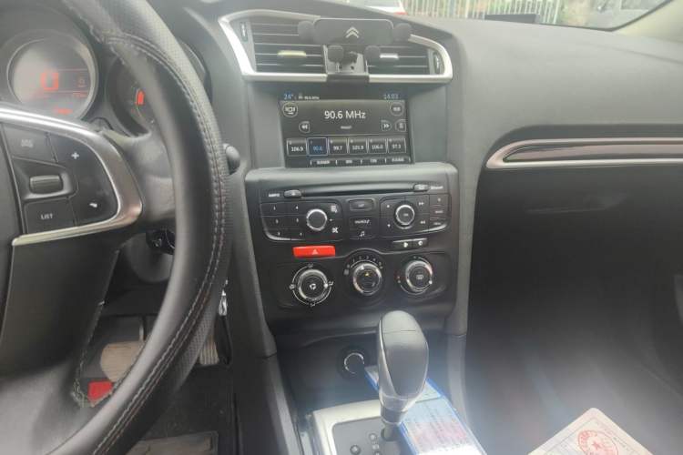 Used Citroen C4L 2014 1.8L Intelligent Drive Automatic Enjoyment Model Audio And AC Panel