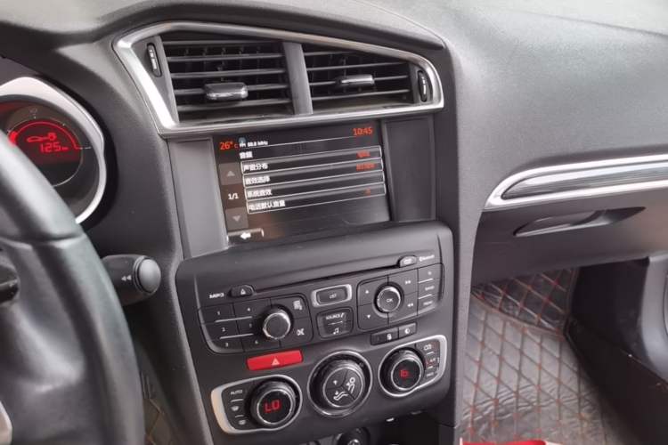 Used Citroen C4L 2014 1.6THP Intelligent Drive Automatic Dynamic Model Audio And AC Panel