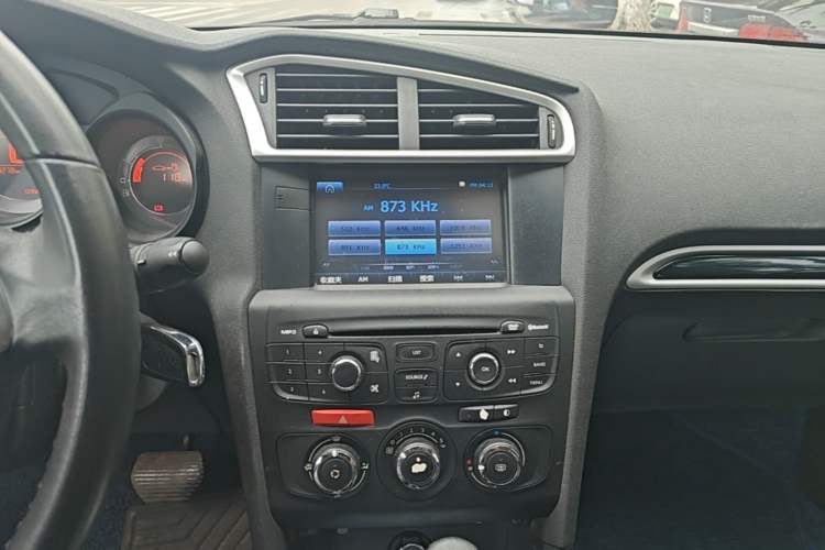 Used Citroen C4L 2014 1.8L Intelligent Drive Automatic Enjoyment Model Audio And AC Panel