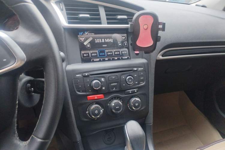 Used Citroen C4L 2014 1.8L Intelligent Drive Automatic Enjoyment Model Audio And AC Panel