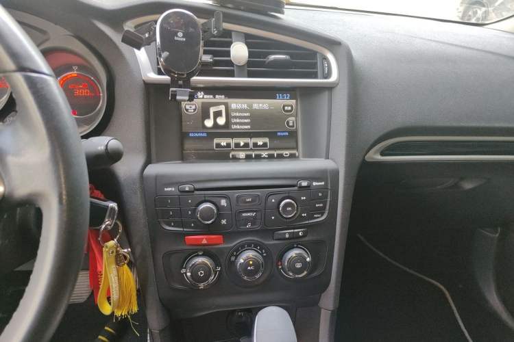 Used Citroen C4L 2014 1.8L Intelligent Drive Automatic Enjoyment Model Audio And AC Panel