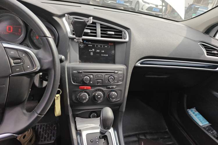 Used Citroen C4L 2014 1.8L Intelligent Drive Automatic Enjoyment Model Audio And AC Panel