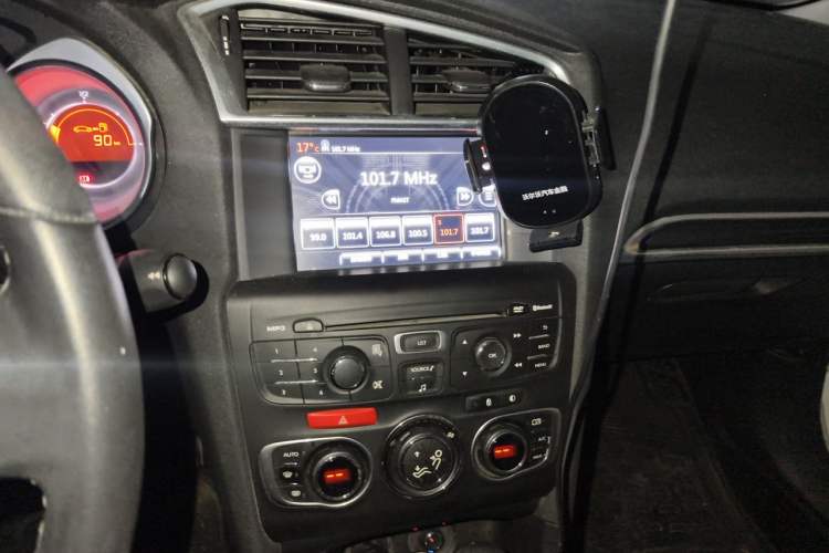 Used Citroen C4L 2014 1.8L Intelligent Drive Automatic Dynamic Model Audio And AC Panel