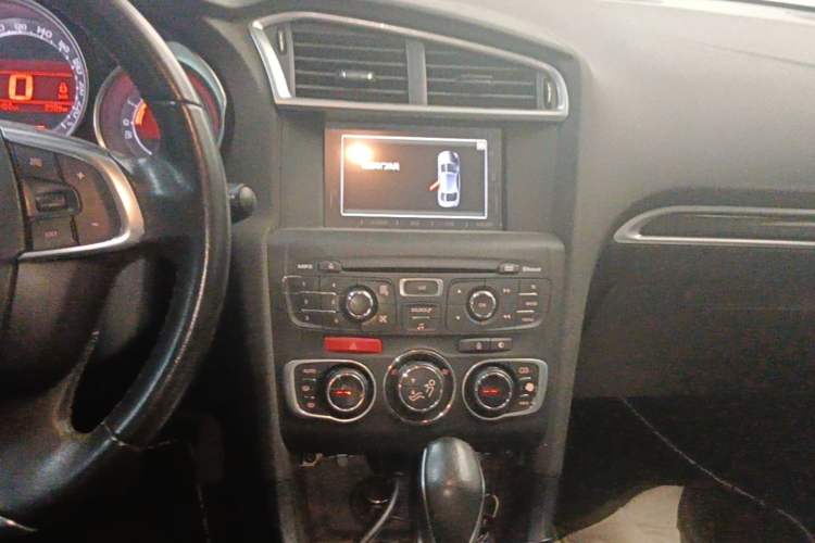 Used Citroen C4L 2014 1.6THP Intelligent Drive Automatic Dynamic Model Audio And AC Panel