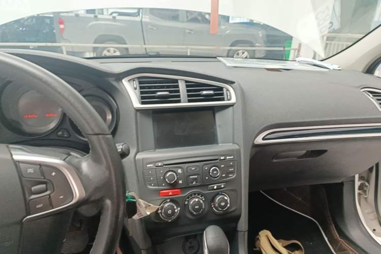 Used Citroen C4L 2014 1.8L Intelligent Drive Automatic Enjoyment Model Audio And AC Panel