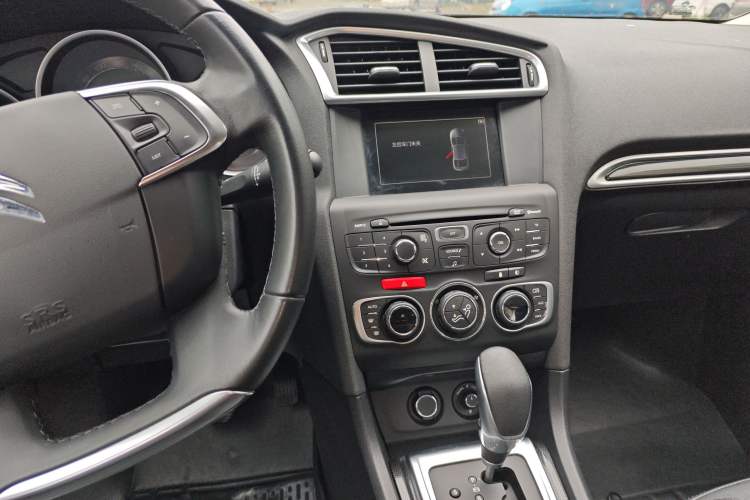 Used Citroen C4L 2014 1.8L Intelligent Drive Automatic Dynamic Model Audio And AC Panel